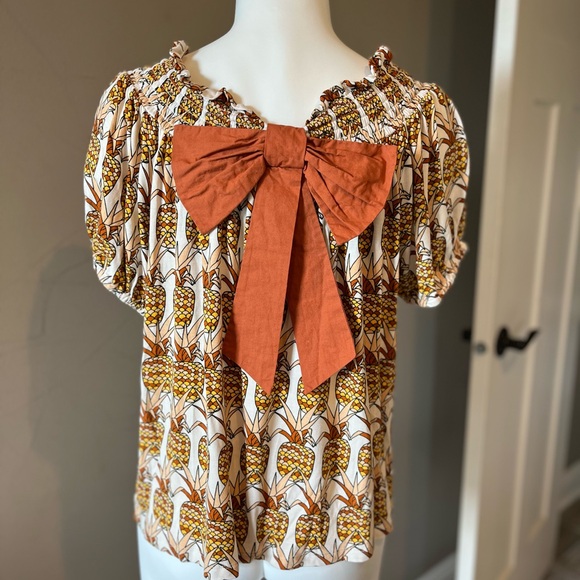 Porridge Anthropologie Pineapple Print Bow-back Off the Shoulder Shirt Large - Picture 7 of 10